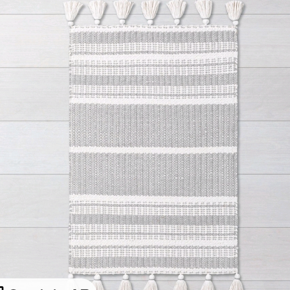 NWOT HEARTH & HAND 2'x3' Pick Stitch Textured Stripe w/Tassels Rug Jet Gray